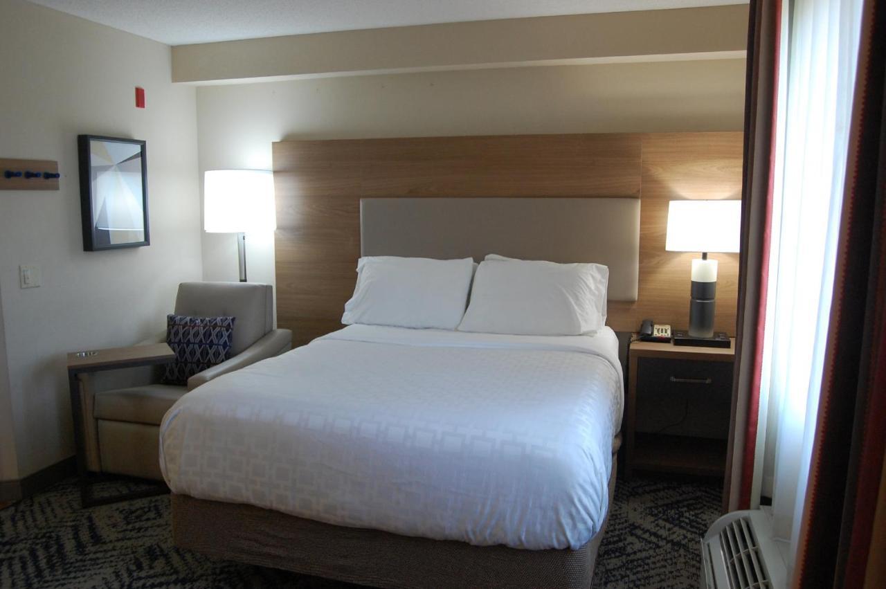 Candlewood I-81 Hershey Area By Ihg Hotel Harrisburg