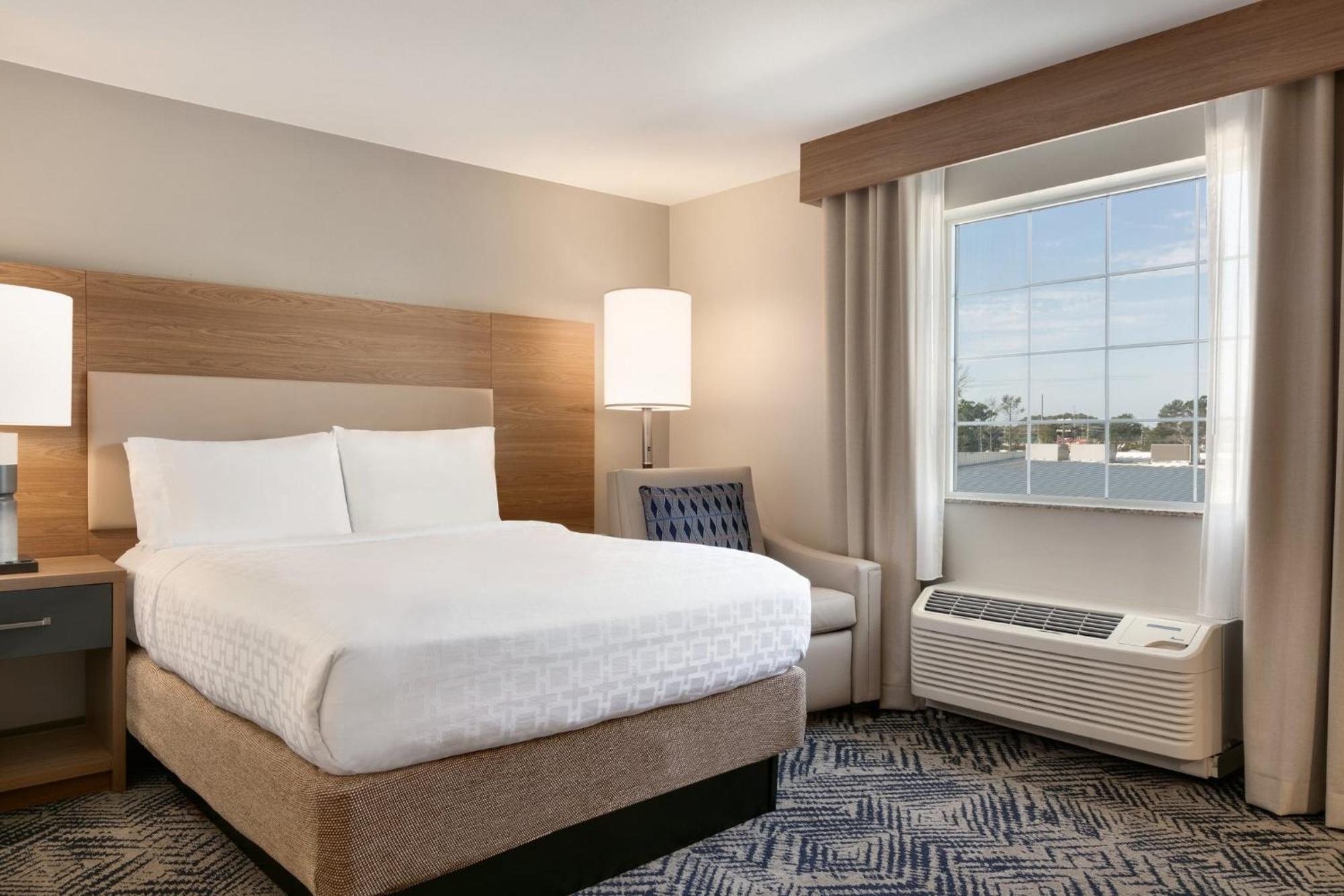 Candlewood I-81 Hershey Area By Ihg 2*
